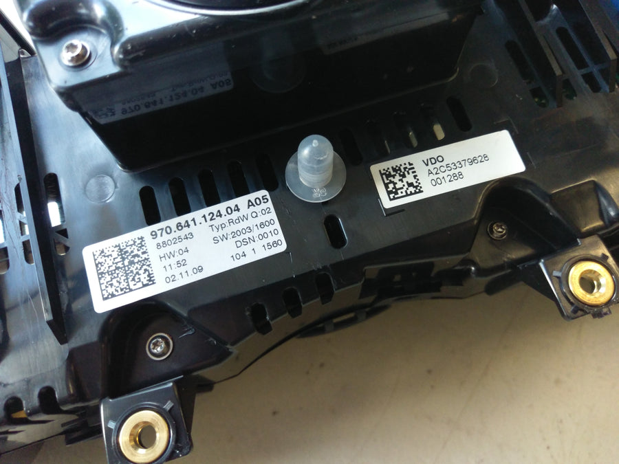 Porsche Panamera Turbo [2010] - Speedometer Cockpit Instrument Cluster 97064112404