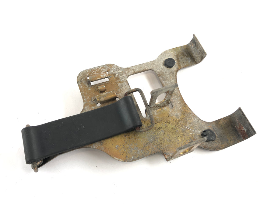 Honda Varadero XL 1000 SD02 [2002] - Aggregate holder with rubber band