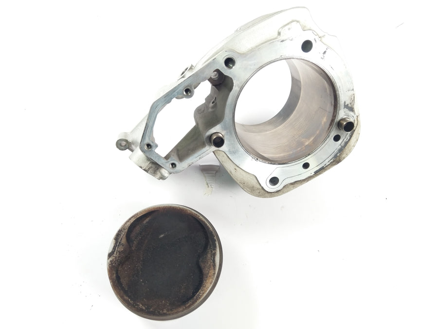 BMW R 1150 R R21 [2001] - Cylinder and piston