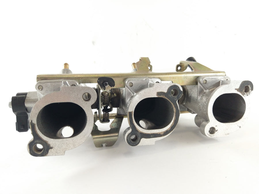 Triumph Sprint 955i RS T695 [2000] - Throttle body