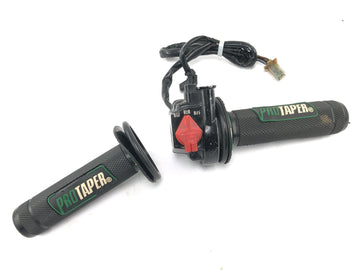 Kawasaki KMX 125 [1996] - throttle grip right throttle twist grip kill switch grip rubbers