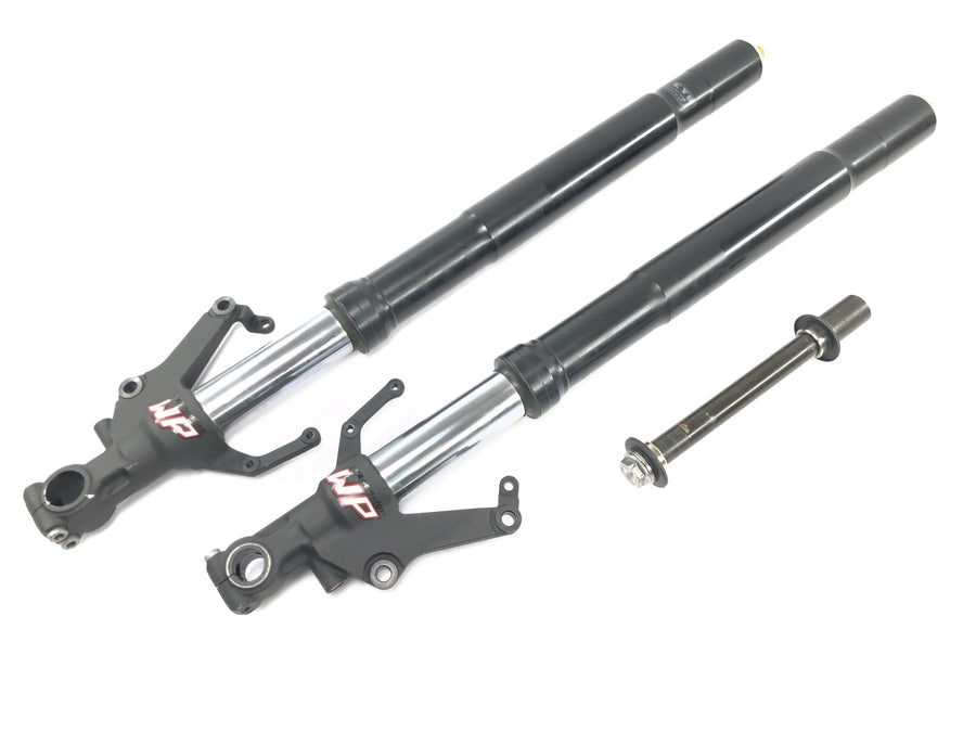 Yamaha YZF R1 RN09 [2002] - Fork telescopic fork with axle upside-down front fork