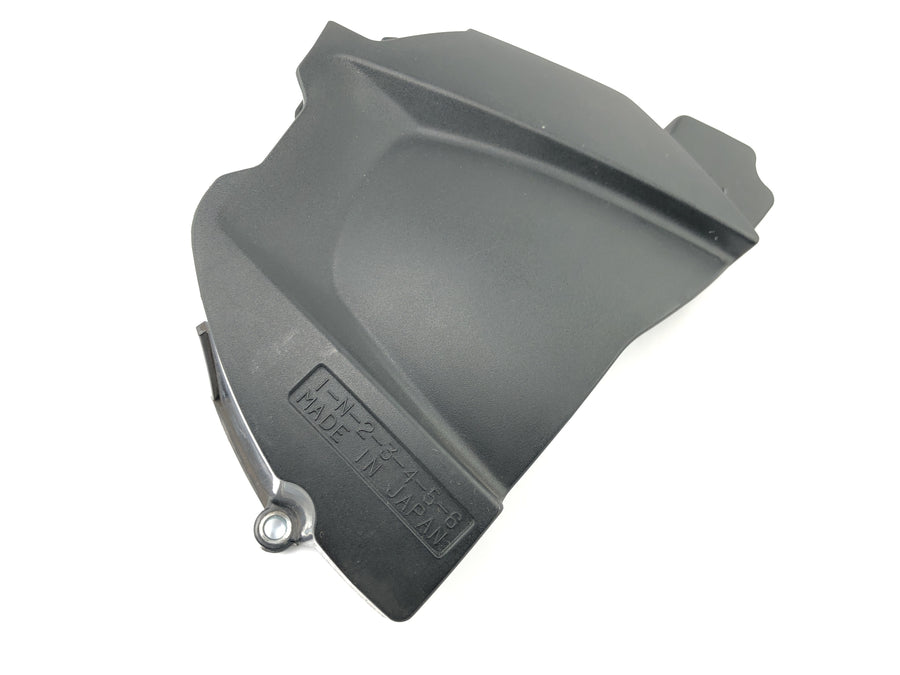 Yamaha YZF R1 RN09 [2002] - sprocket cover chain cover