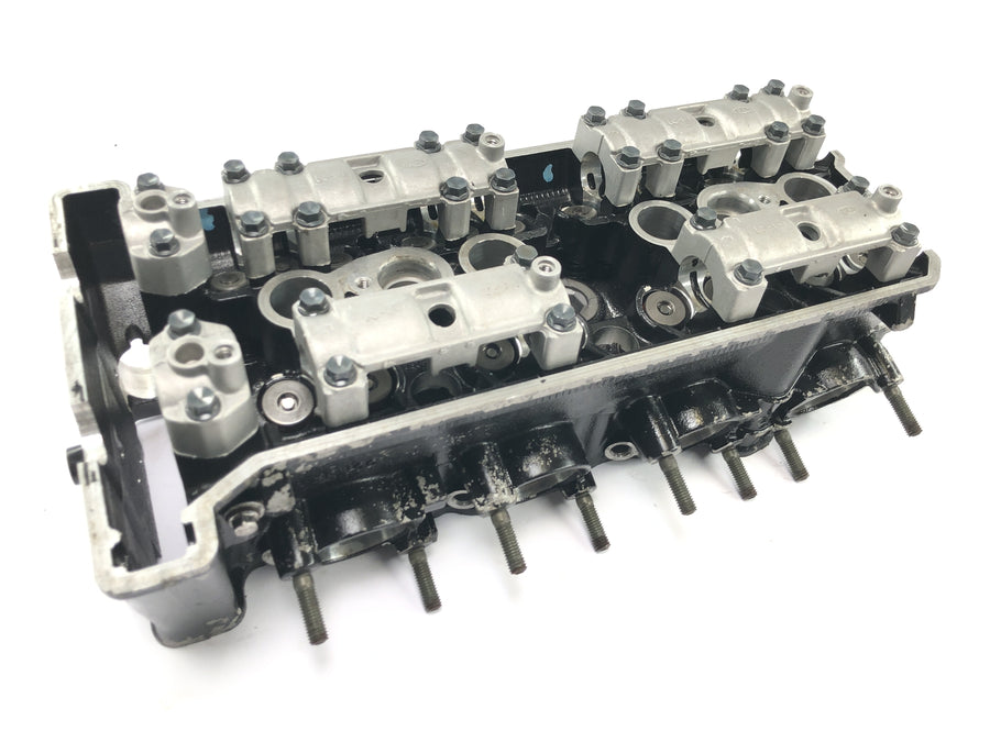 Yamaha YZF R1 RN09 [2002] - cylinder head valve train without camshafts