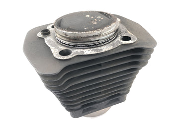 Buell X1 Lightning BL1 [1999] - Cylinder with rear piston