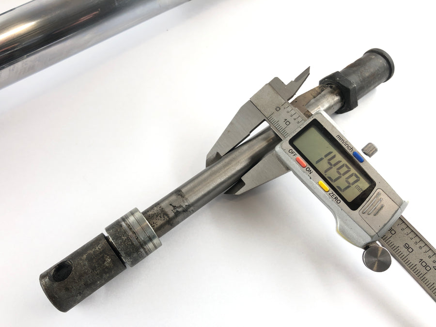 Honda CB 550 F [Super Sport] - Fork Telescopic fork with axle