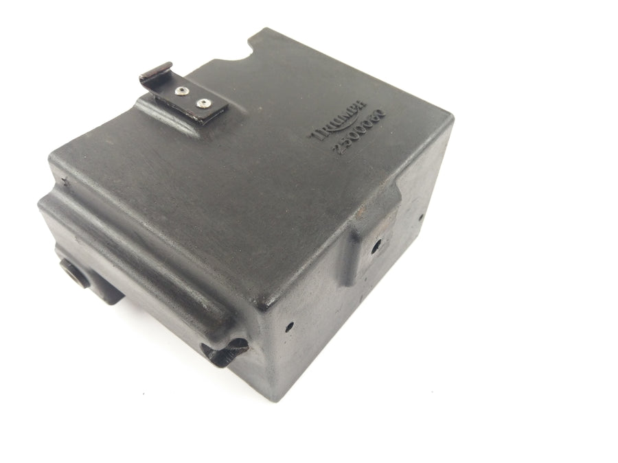 Triumph Trophy 900 T300 [1992] - Battery box