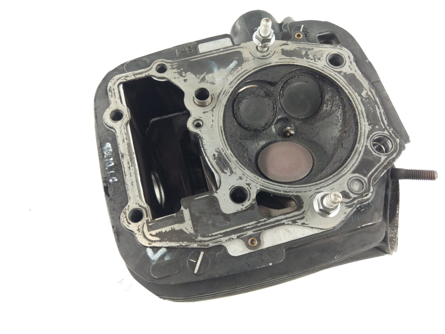 Suzuki Intruder 1500 VL [2000] - Cylinder head front cylinder