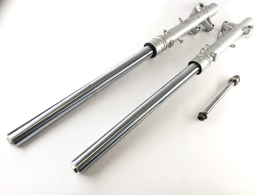 Triumph Tiger 900 T400 [1998] - Fork Telescopic fork with axle
