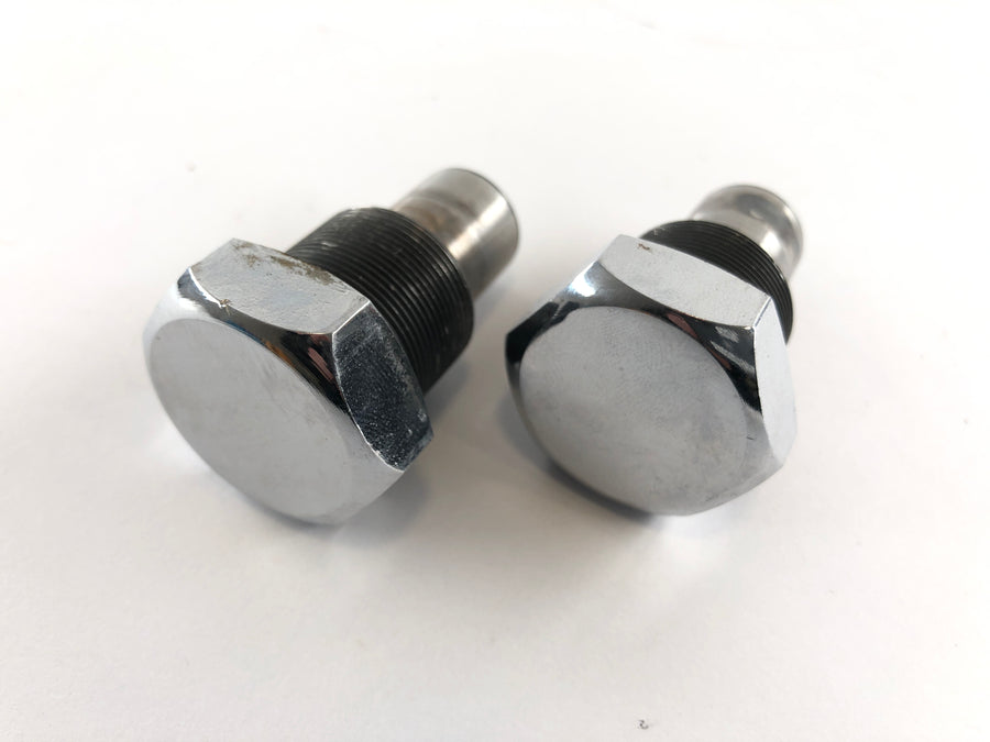 Moto Guzzi California Jackal 1100 KD [1997] - Swingarm bolt with decorative nut chrome-plated