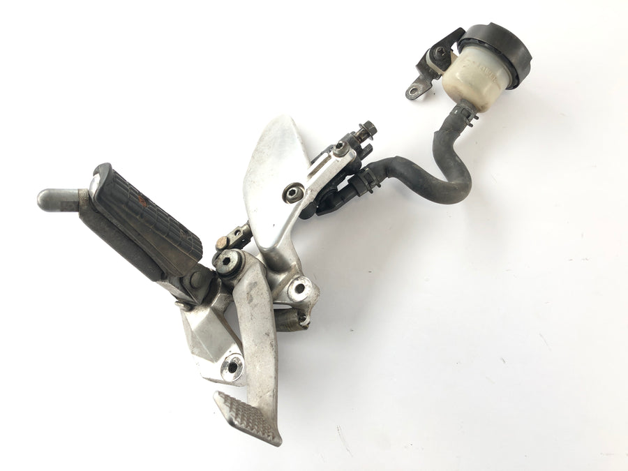Yamaha YZF 750 R 4HN [1995] - Right footrest with brake pump and brake lever