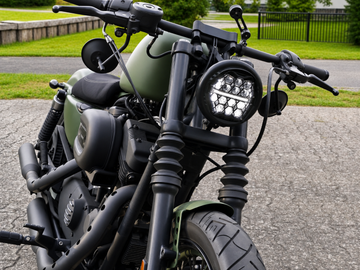 Moto Guzzi V7 [MOTORIZE] - LED headlight 5.75 inches