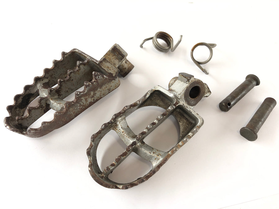 Husqvarna TE 510 [2008] - Footrests Driver footrests pair