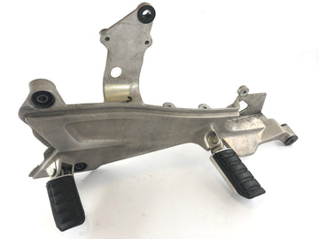 Honda ST 1100 SC26 Pan European [1990] - Footrest bracket left