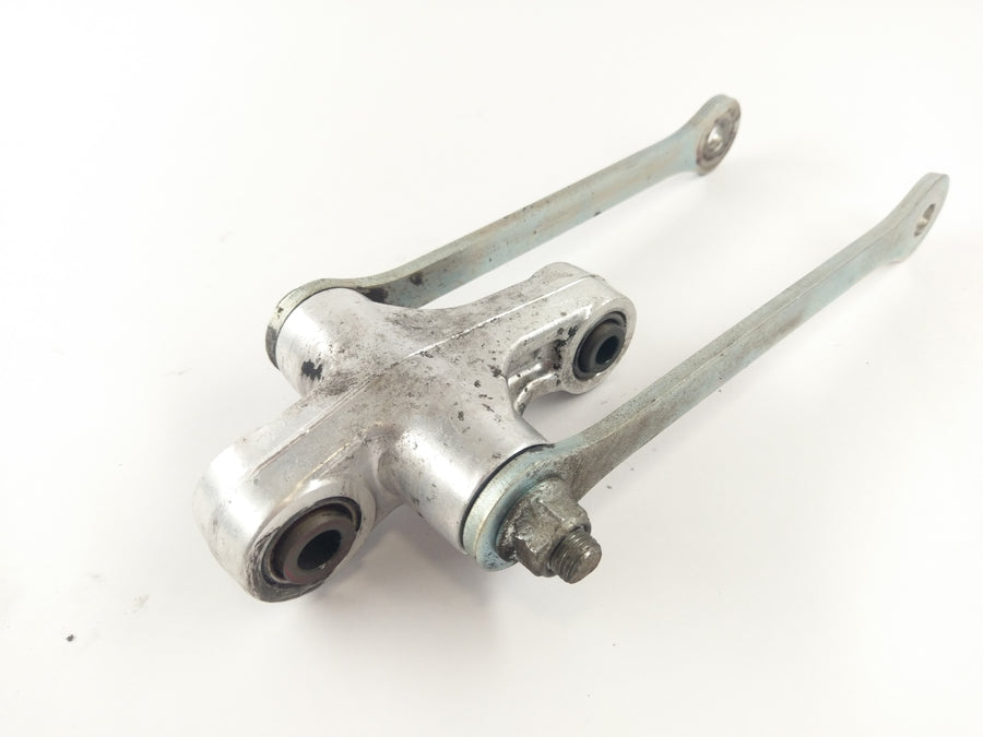 Suzuki GSF 400 GK75B Bandit [1991] - shock absorber deflection lever