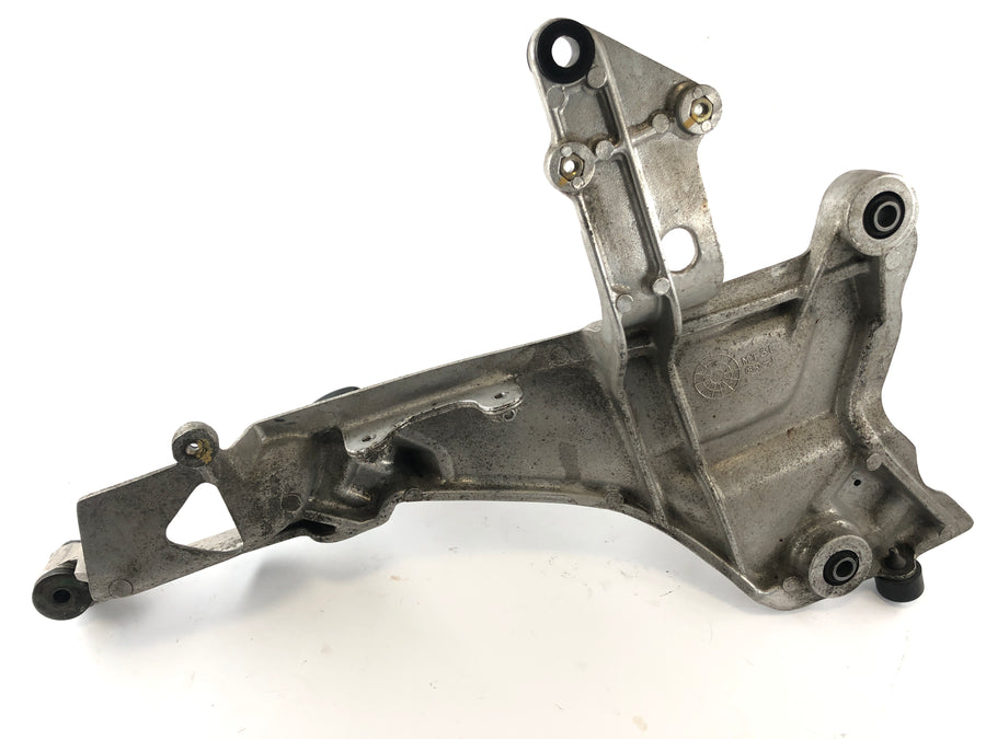 Honda ST 1100 SC26 Pan European [1990] - Footrest bracket left
