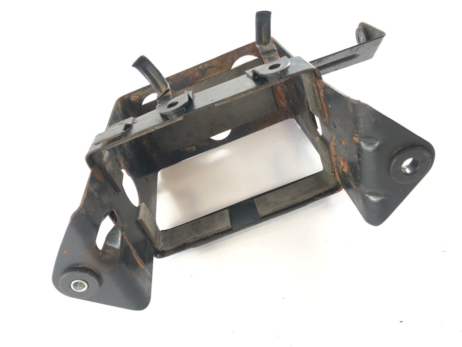 Suzuki DR 750 S SR41B [1988] - Battery box battery compartment