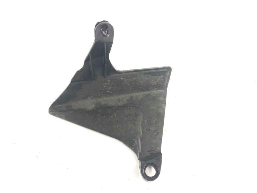 Honda CBR 1000 RR SC57 [2004] - Chain guard