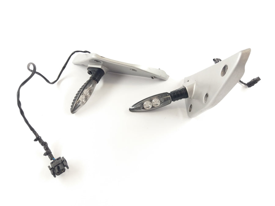 BMW F 650 GS R13 [2001] - Front indicator pair and holder