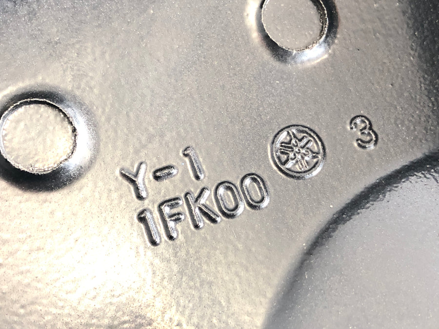 Yamaha V-max 1200 2EN [1997] - Tank fairing left