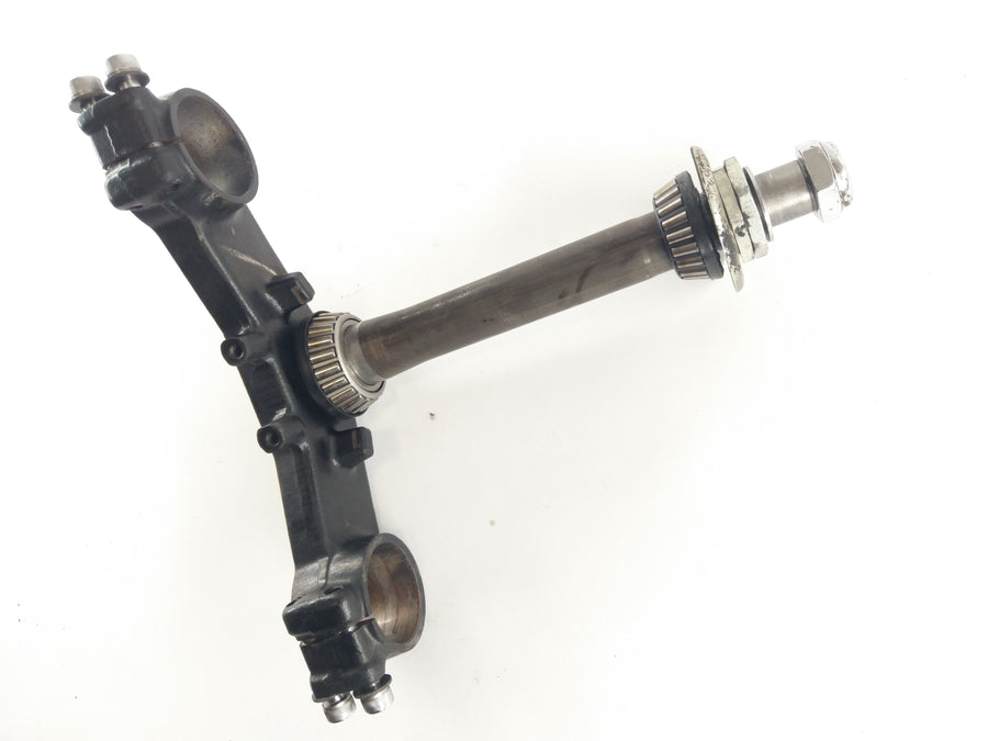 Triumph Trophy 1200 T300E [1996] - lower triple clamp