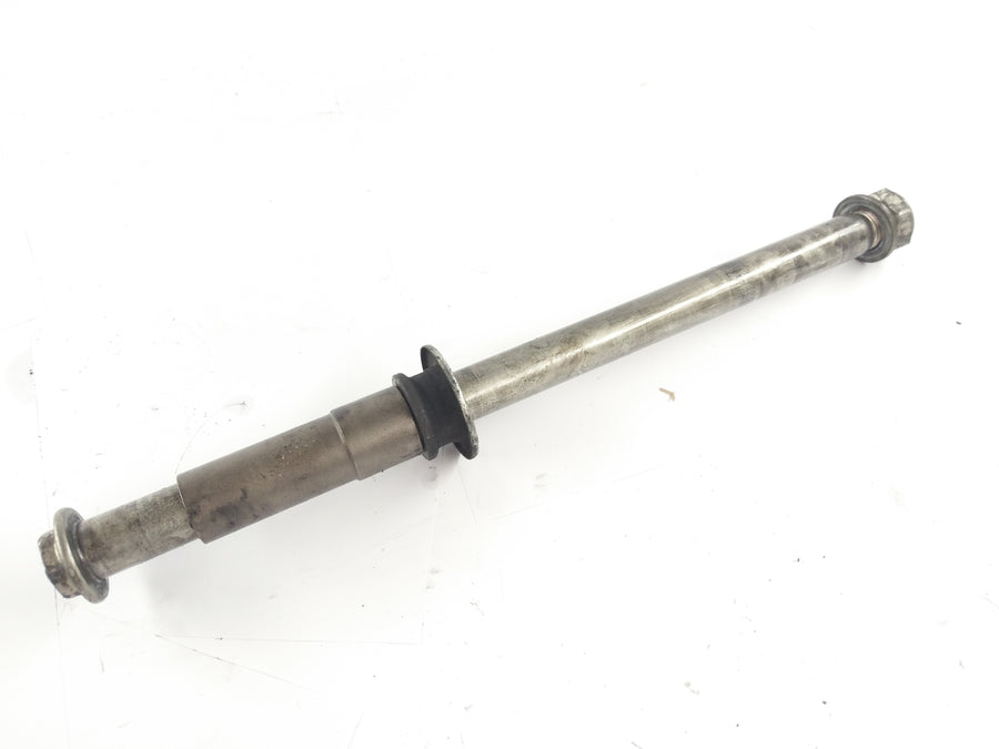 Suzuki Intruder 1500 VL [2000] - rear axle