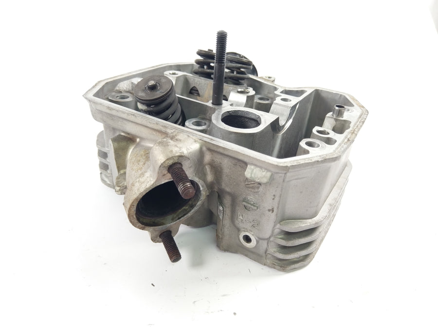 Honda NTV 650 RC33 - cylinder head