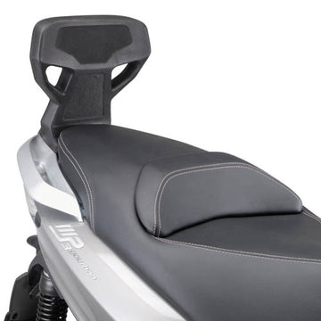 Piaggio Mp3 Yourban 125-300 [GIVI] - Beifahrer-Rückenlehne die Montage erlaubt nicht die Befestigung von Träger und