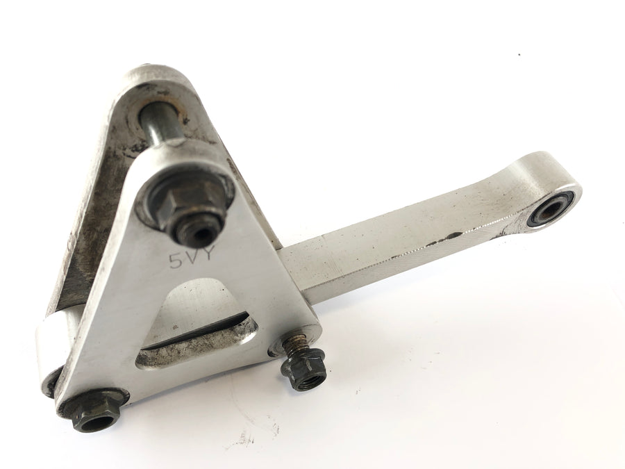 Yamaha YZF R1 RN12 [2005] - rocker arm shock absorber bone