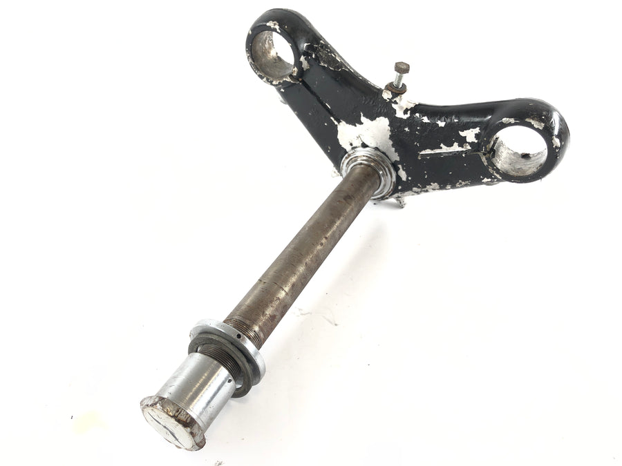 Moto Guzzi GTS 400 [Benelli] - lower triple clamp