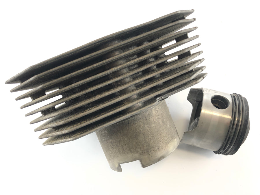 Moto Guzzi Le Mans 3 [850ccm] - Cylinder with piston
