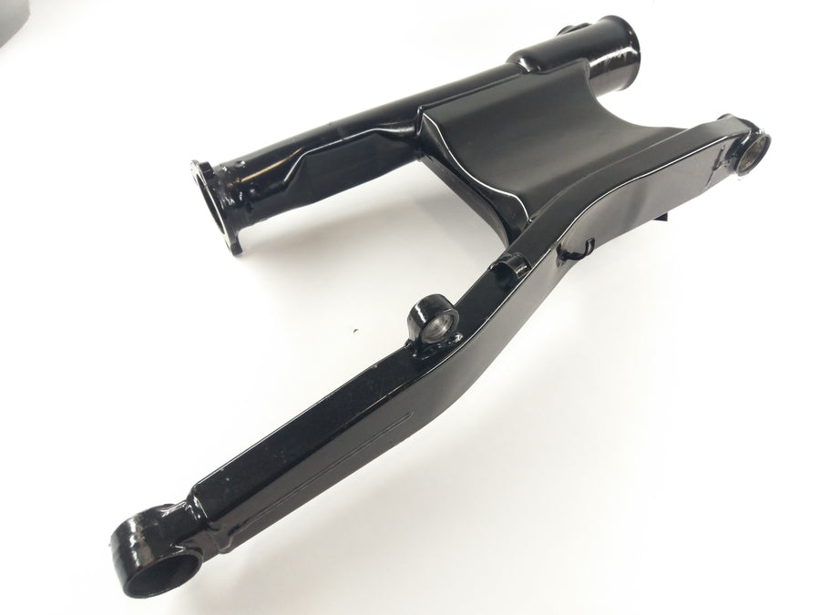 Suzuki Intruder 1500 VL [2000] - Swingarm Rear swingarm