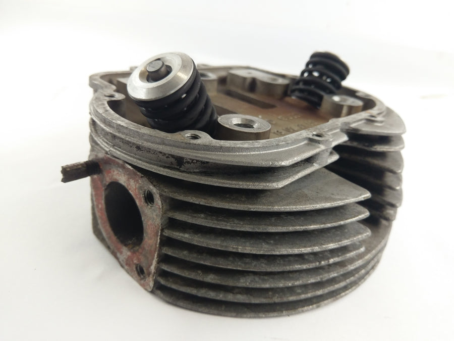 Moto Guzzi V7 Special [1970] - Cylinder head