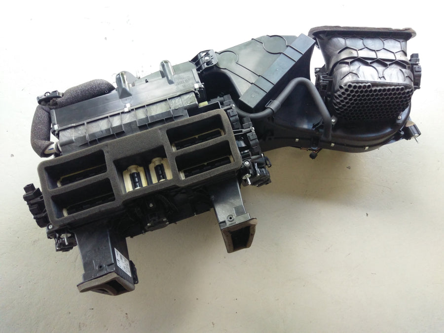 Porsche Panamera Turbo [2010] - Blower box air conditioning box air conditioning heating housing