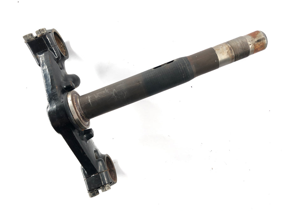 Yamaha XS 650 Type 447 [1975] - lower triple clamp