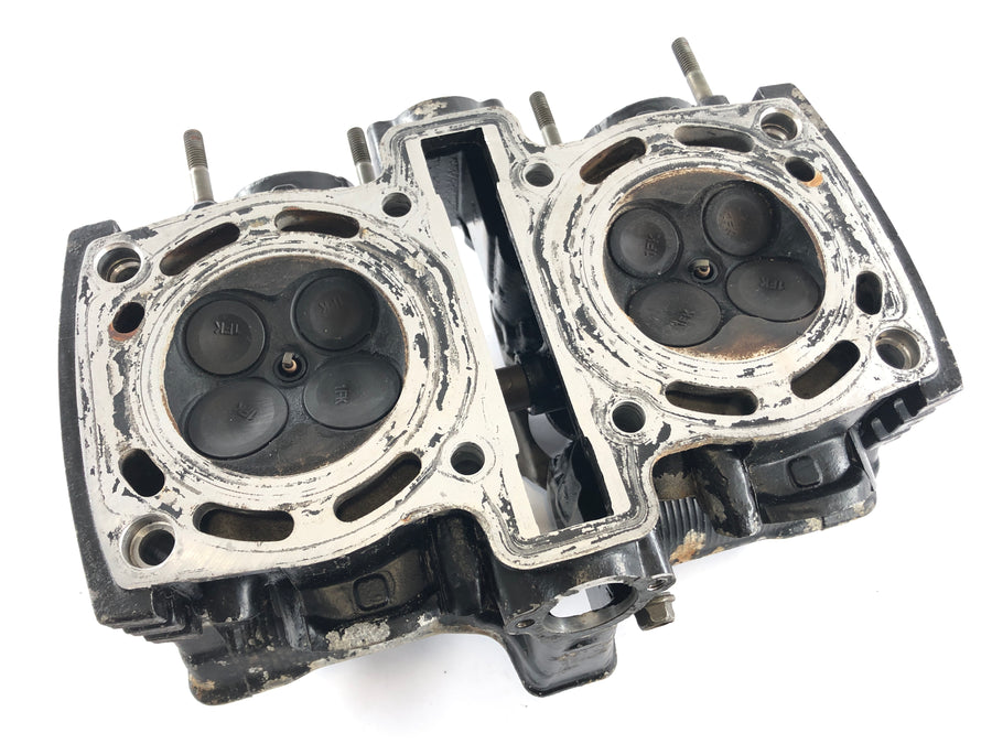 Yamaha V-Max 1200 2LT [1994] - Cylinder head cylinder front