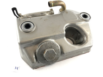 Honda Africa Twin XRV 750 RD07 [1993] - Valve cover cylinder head rear