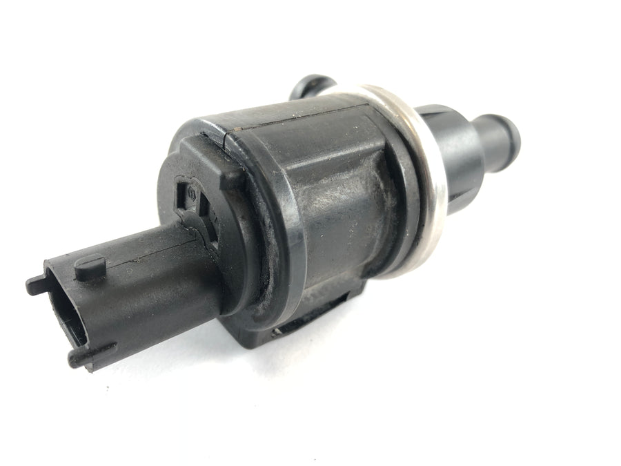 KTM 640 LC4 [2003] - Secondary air valve
