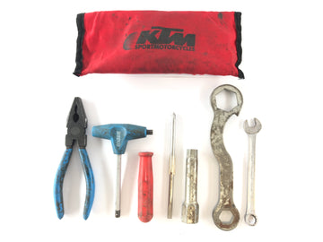KTM 520 EXC [2001] - on-board tools