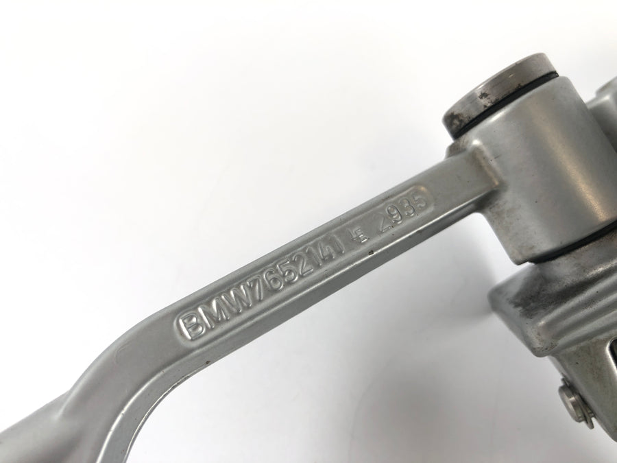 BMW R 1150 R R21 [2002] - Driver footrest left with gear lever and gearshift linkage