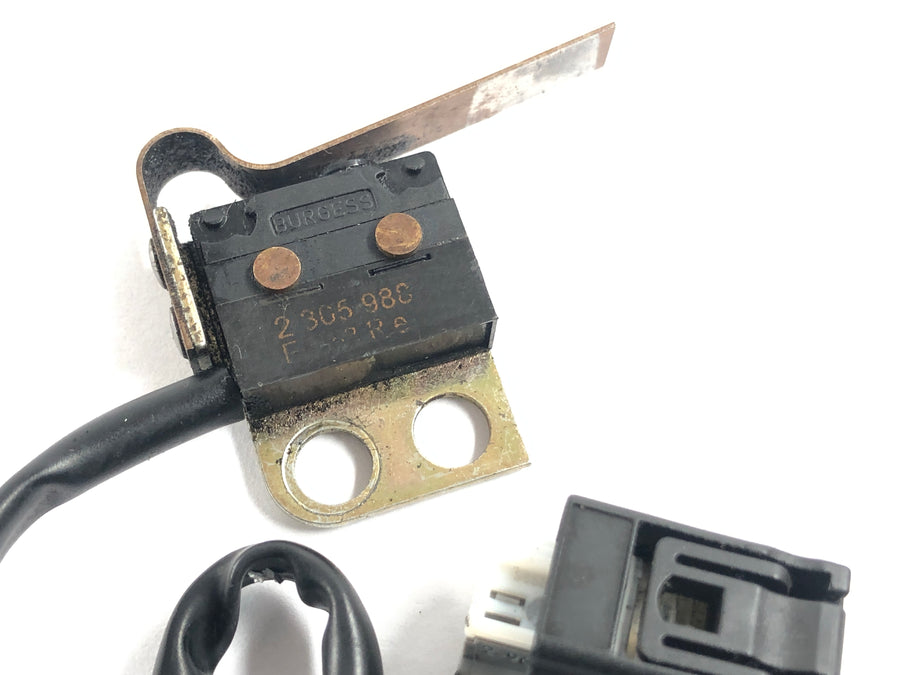BMW R 1200 RT [2004] - Brake light switch