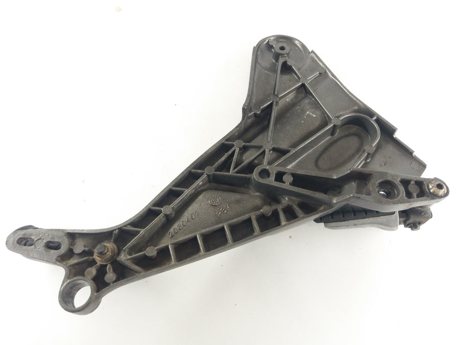 Triumph Trophy 1200 T300E [1996] - Footrest plate left