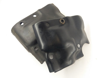 Triumph Tiger 885i T709 [1999] - Alternator cover