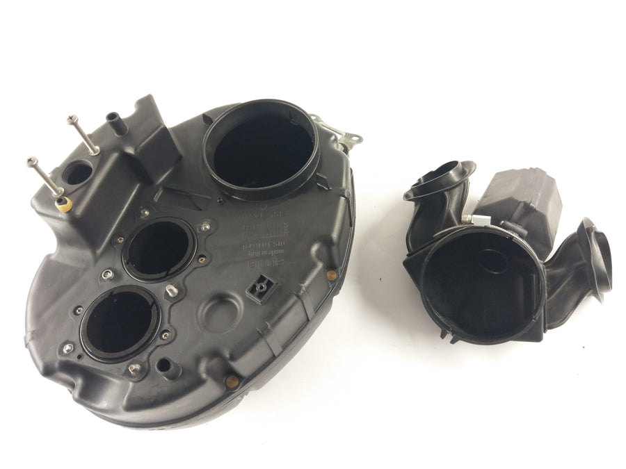 Aprilia RST 1000 Futura [2004] - air filter air filter box Airbox