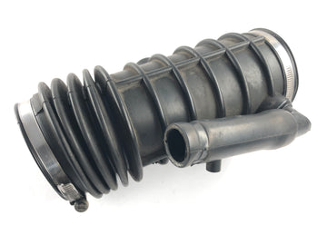 BMW M 535i E28 [1986] - intake manifold air hose air intake hose