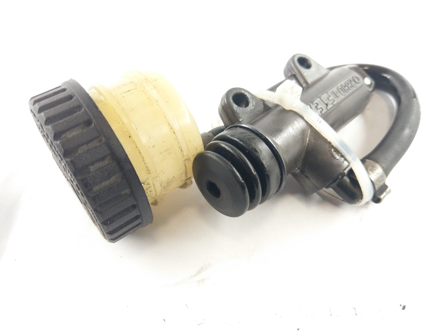 BMW R 1150 RT [2003] - rear brake pump