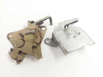 Honda CBR 125 JC34 [2006] - Seat lock