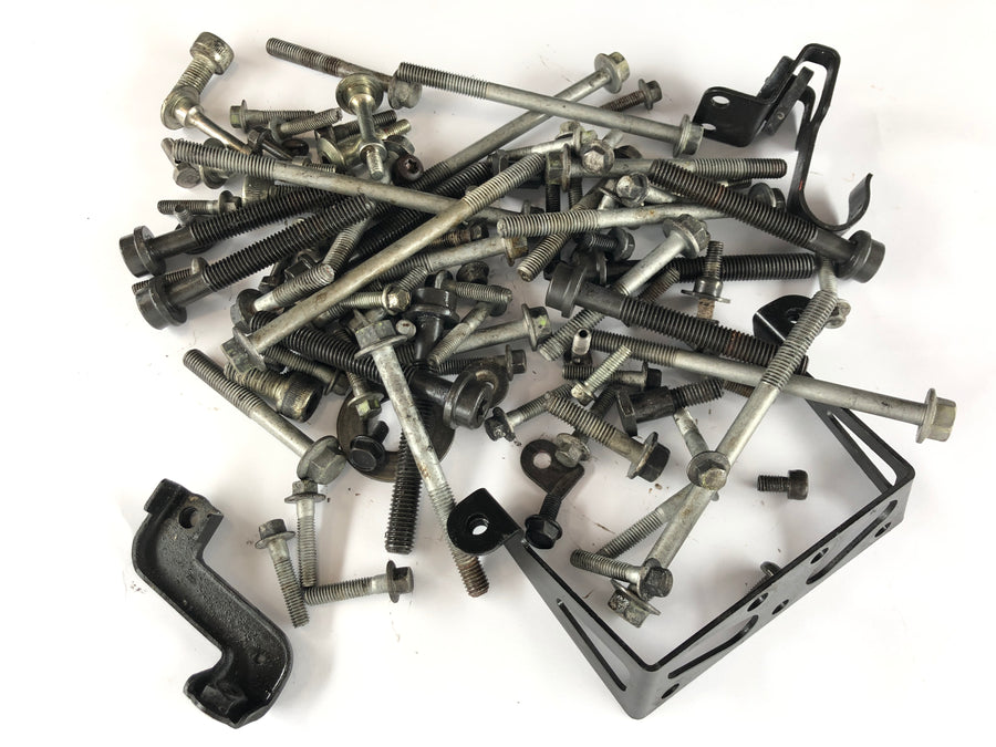 Triumph Daytona 955i T595 [2001] - Engine screws and bolts set