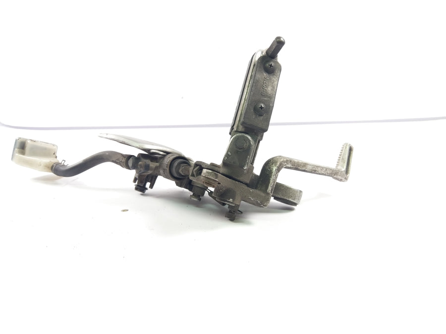 Suzuki GSX 1300 R Hayabusa WVA1 [2000] - Footrest right with brake lever and brake pump foot brake