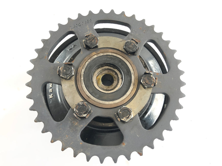 Kawasaki Z 750 E KZ750E [1981] - Sprocket carrier with rear shock absorber and sprocket